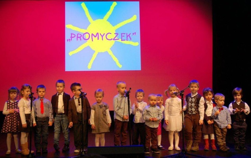 Opolskie Centrum Kultury: Przedszkolaki śpiewały i tańczyły dla dziadków 