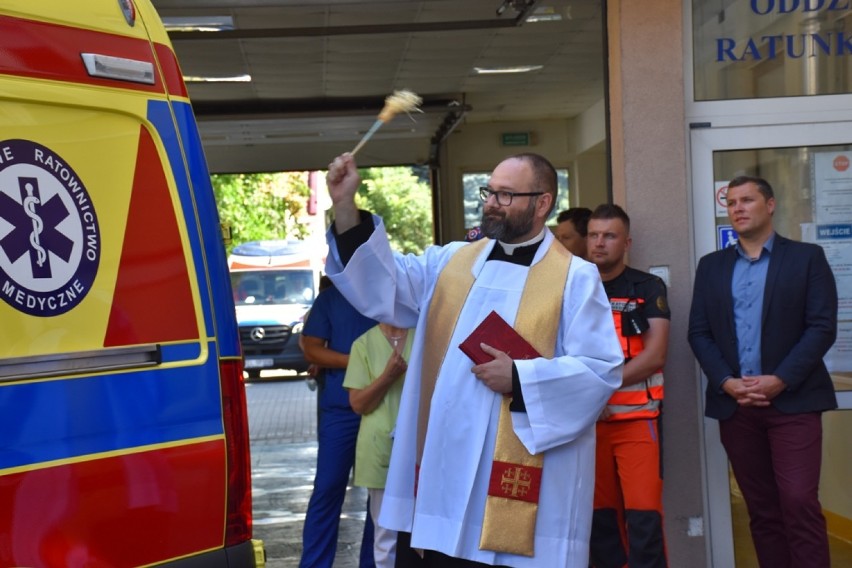 Bochnia. Szpital ma nowy ambulans wart ponad 600 tys. zł [ZDJĘCIA]