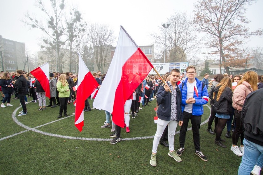 100. urodziny Niepodległej w ZS 1 w Tychach