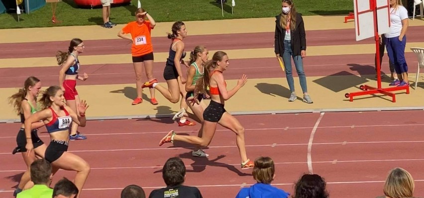 Jesienne miejsca na podium i zdobyte medale pozwoliły...