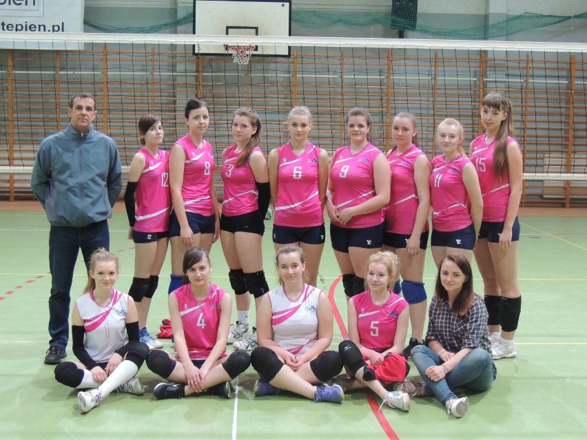 Dziewczęta z I LO w Wieluniu awansowały do finału Mistrzostw Województwa Łódzkiego w piłce siatkowej