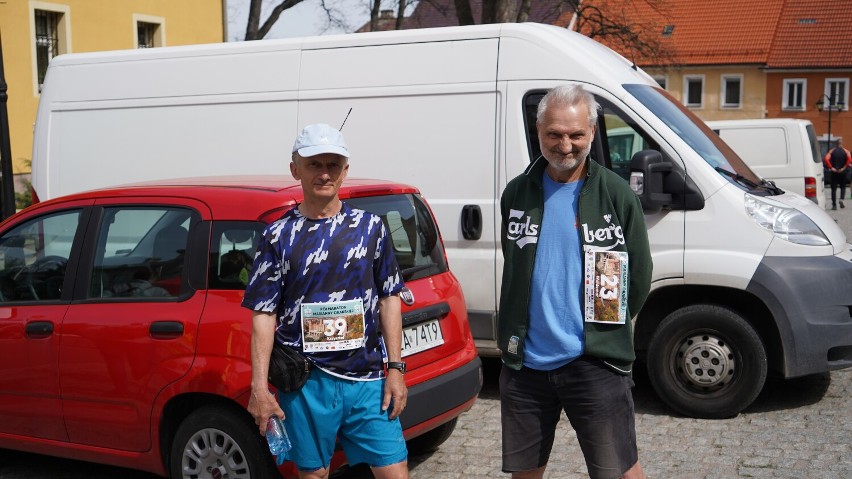 Dużą frekwencją zakończyła się pierwsza edycja półmaratonu...