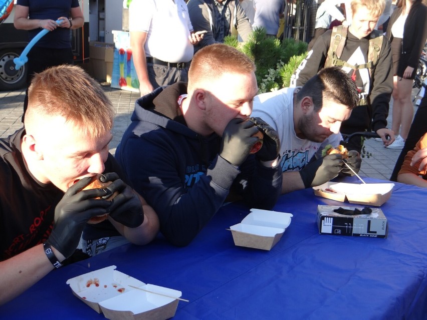 Niedziela na Przystanku Food Truck w Radomsku z konkursami i...