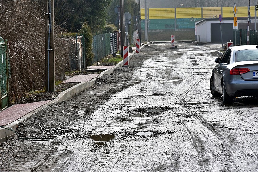 Asfalt będzie gdy ruszy wytwórnia mas bitumicznych