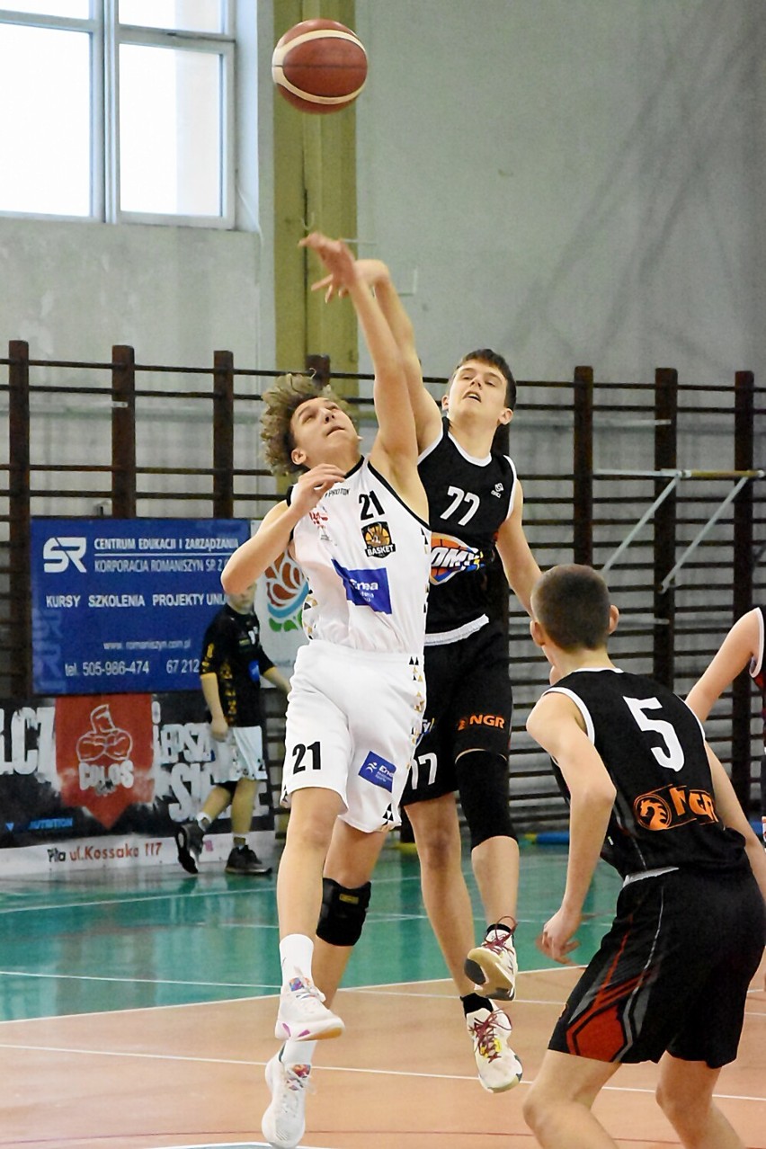 Koszykarski maraton kadetów Enea Basketu Powiat Pilski Piła. Zobaczcie zdjęcia z meczu z Gromami Nowy Tomyśl