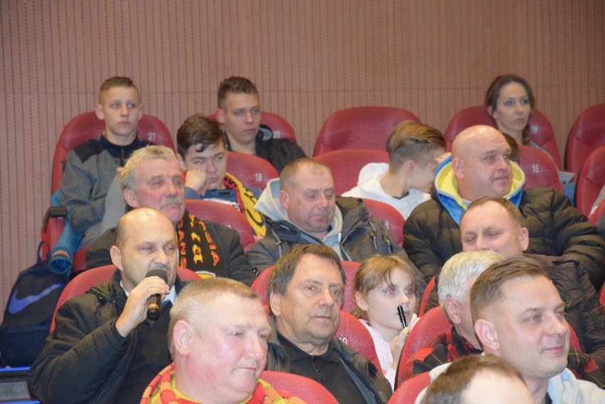 Jagiellonia w Sokółce. Piłkarze spotkali się z kibicami w kinie Sokół (zdjęcia)