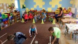 Olimpico Malbork rozpoczęło cykl zajęć dla przedszkolaków. Zabawy z piłką w Czerwonym Kapturku