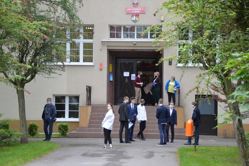 Lębork. W trzech lęborskich szkołach uczniowie zdają egzamin ósmoklasisty. Najwięcej w SP 7