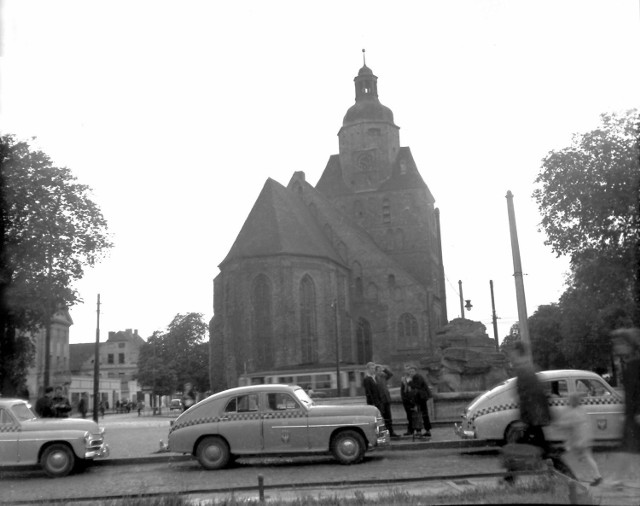 Aż dziw bierze, jak zmieniało się centrum Gorzowa Wlkp. na przestrzeni lat