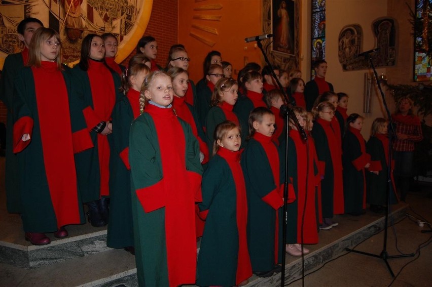 Kartuzy. V Koncert Kolędowo-Karnawałowy zagrała Młodzieżowa Orkiestra Dęta z Łapalic i Stokrotki