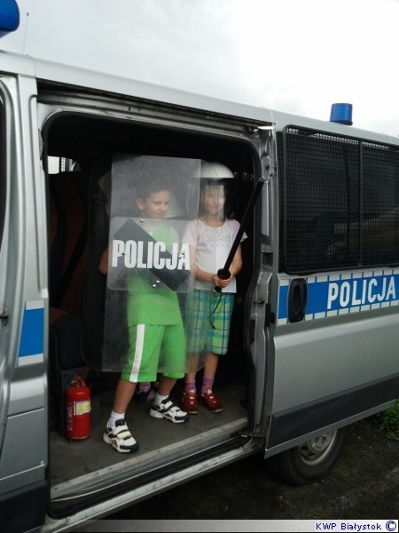 Policjanci spotkali się z dziećmi [zdjęcia]