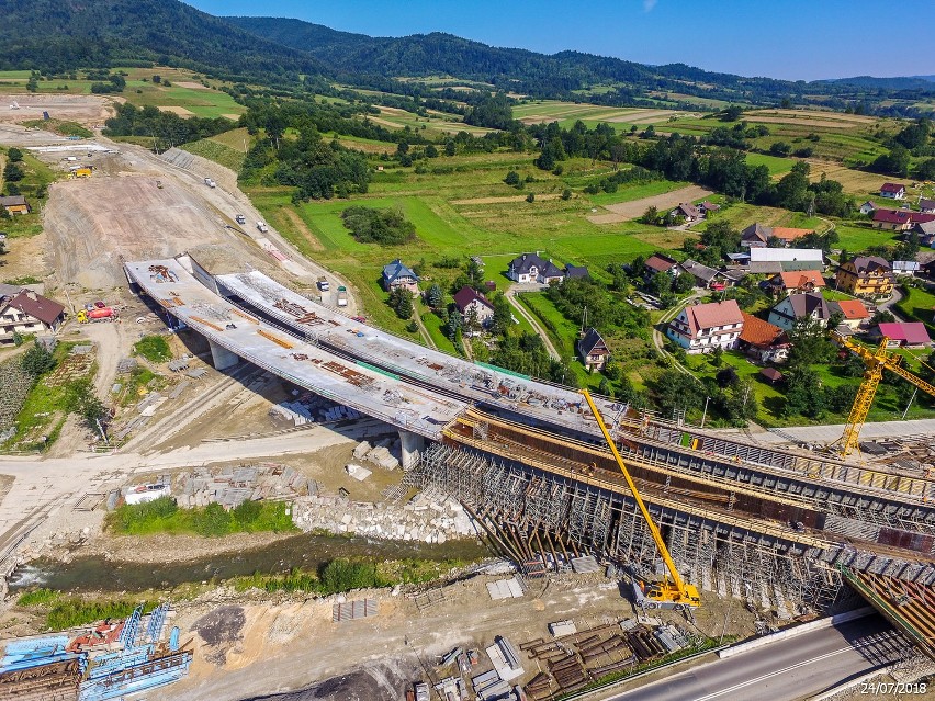 Zdjęcia z budowy zakopianki. Już wkrótce tędy będziemy jeździć w góry [GALERIA]