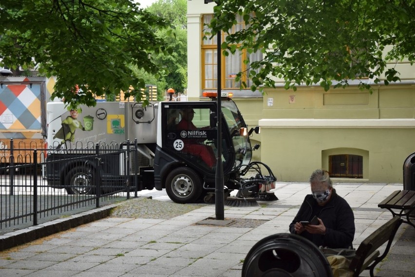 Zielona Góra, maj 2020 r. Porządki po zimie na...