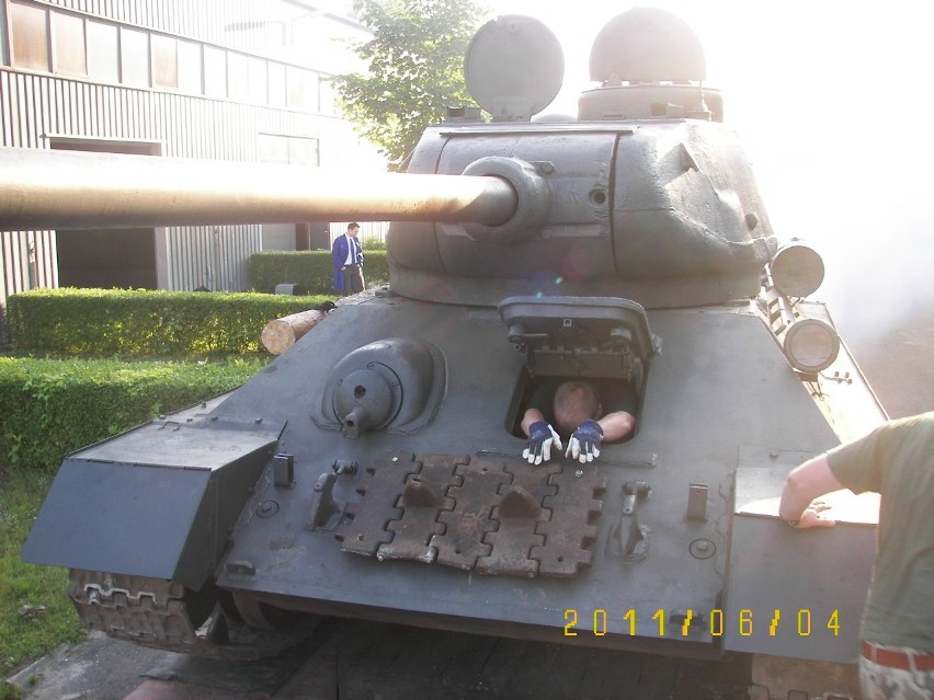 Dąbrowa Górnicza: Czołg T-34 dotarł już do miasta [FOTO]