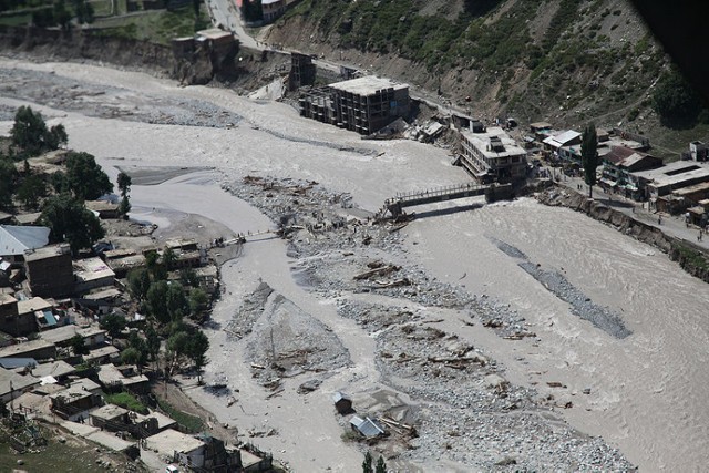 Powódź w pakistanie - wikipedia.org