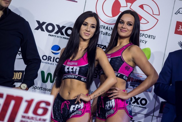 Seksowne Ring Girls ozdobą ważenia prze galą FEN 16 [ZDJĘCIA]