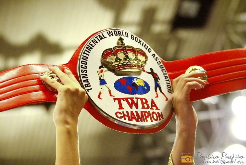 W walce wieczoru, Dariusz Sęk, aktualny mistrz świata TWBA w...