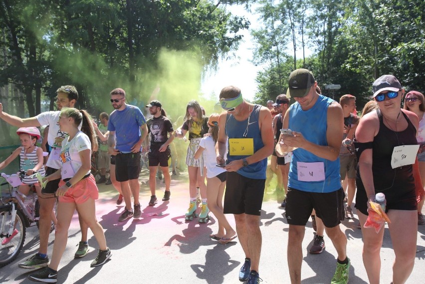 Run Fun na Pogorii III. Świetna zabawa w kolorowym biegu