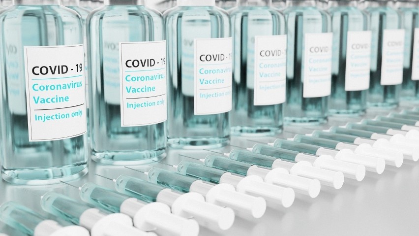 Przyśpiesza proces szczepień przeciwko COVID-19