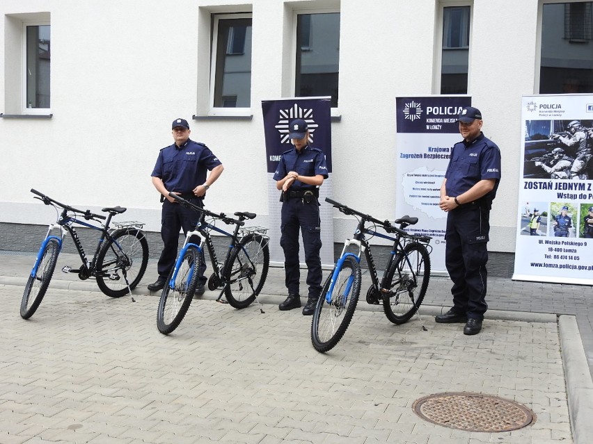Łomża. Gminy ufundowały rowery dla policji.  Będzie więcej patroli rowerowych