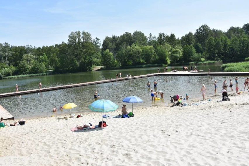 Częstochowa: Plaża z piaskiem z Bałtyku jest w parku Lisiniec! Zobacz te zdjęcia 