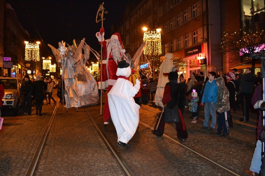 Jarmark Świąteczny 2013 w Zabrzu - czytaj więcej o imprezie...