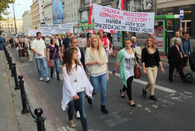 Poznaniacy uczcili 73. rocznicę napaści ZSRR na Polskę. Nie ...