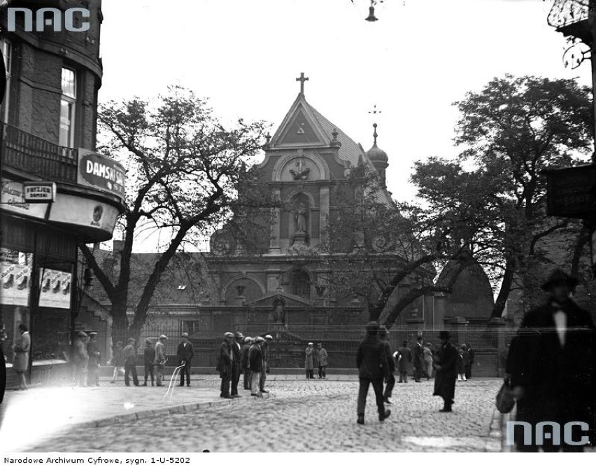 Kościół św. Antoniego Padewskiego (1918 – 1939).

Zdjęcie...