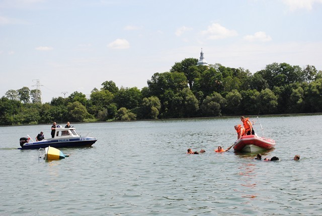 Ćwiczenia na jeziorze Mikorzyńskim