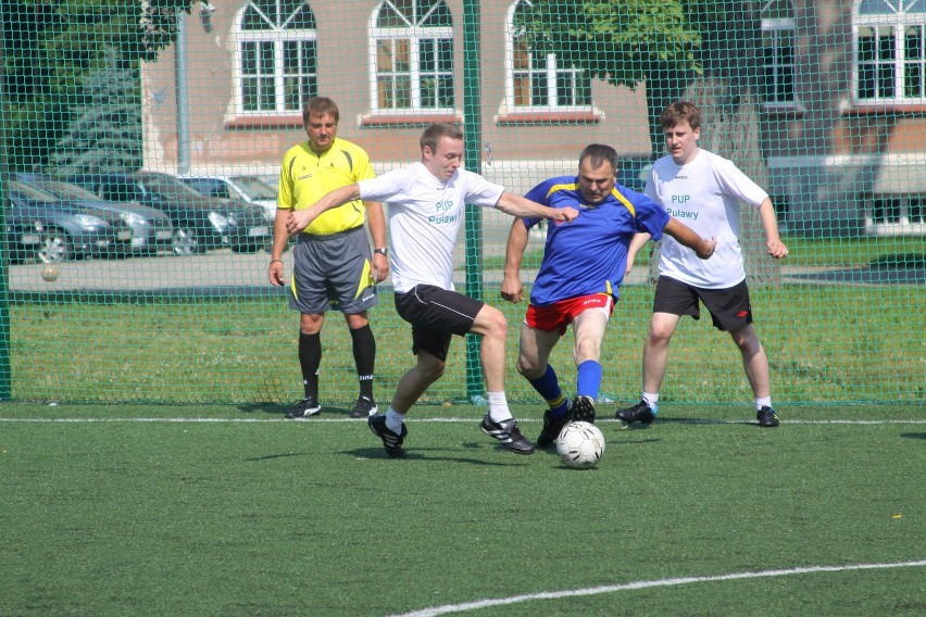 Nałęczów wygrywa piłkarski turniej samorządowców (zdjęcia)