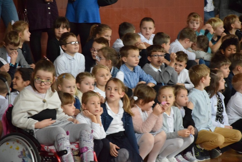 Uczniowie skierniewickiej "Dziewiątki" wzięli udział w konkursie patriotycznym 