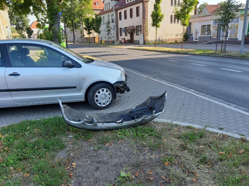 Zderzenie samochodów koło Małej Poczty w Szczecinku [zdjęcia]