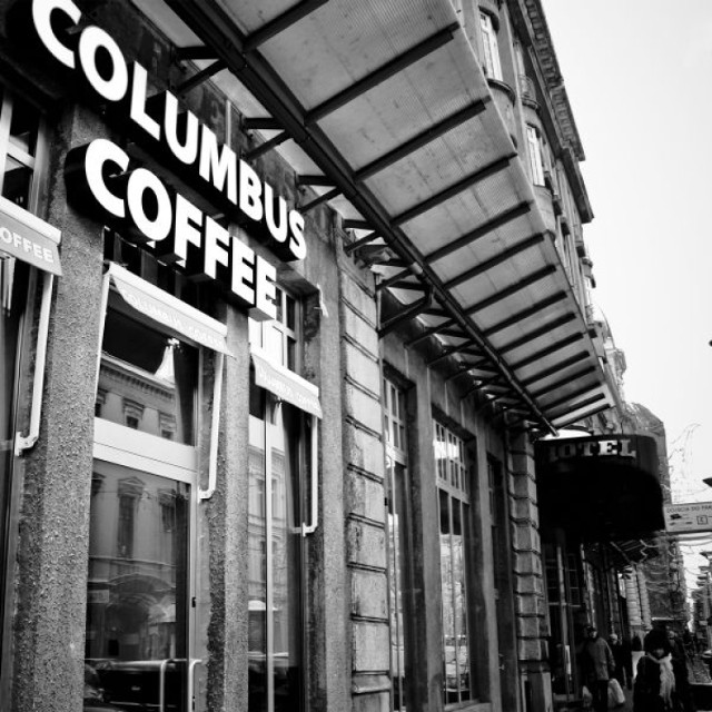 Columbus Coffee przy ul. Piotrkowskiej 72 w Łodzi