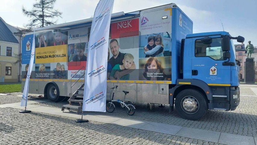 "Nie nowotworom u dzieci" - akcja bezpłatnych badań u najmłodszych w Radomiu. Miasto i Fundacja Ronalda McDonalda zjednoczyły siły