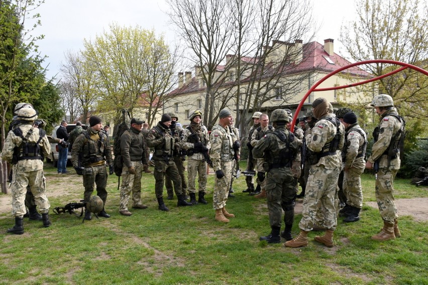 Przygotowania do inscenizacji bitwy pod Karbalą