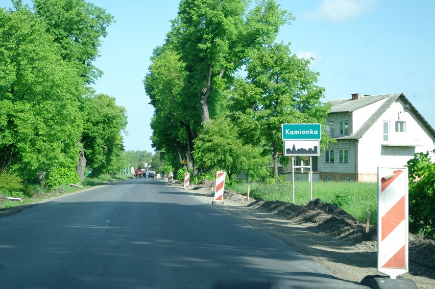 Trwa remont drogi Lubartów-Kierzkówka (ZDJĘCIA)