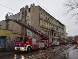 Śmiertelny pożar w kamienicy na Górniaku. W mieszkaniu odkryto zwęglone zwłoki