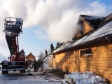 Wieżyca. Pożar restauracji Biały Miś przy wyciągu narciarskim (FILMY, ZDJĘCIA)