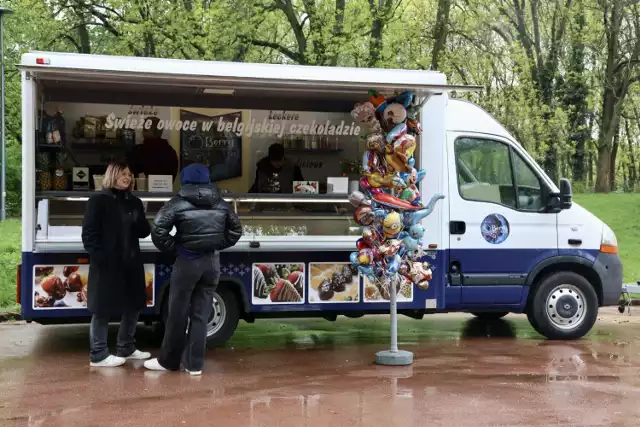 W weekend 20-21 kwietnia food trucki zawitały na warszawską Ochotę – w ramach Ochockiego Festiwalu Streetfoodu. To już 4. edycja tego wydarzenia.