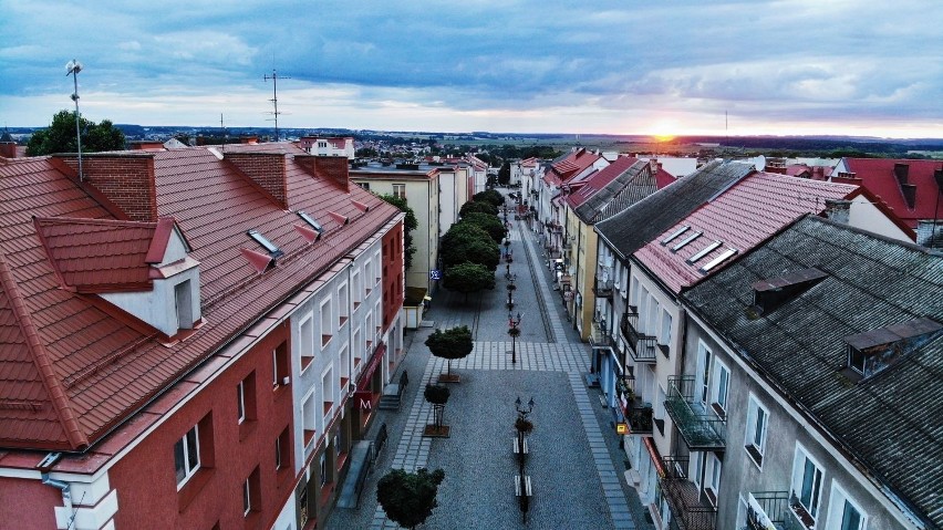 Krzyszof Ostapczenia ma 35 lat i pochodzi w Łomży. Każdą...