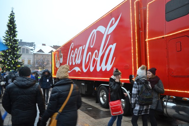 Rynek w Rybniku: ciężarówka Coca-Coli