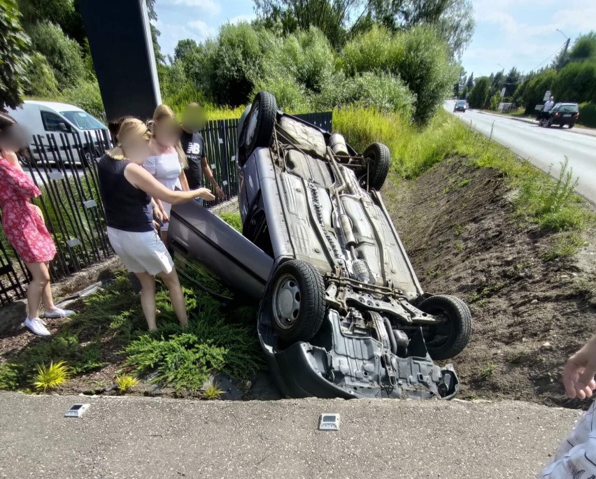 Toyotą, która dachowała w Koszycach Wielkich kierowała...