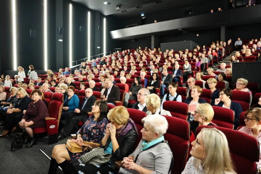 Sprawdź, ile osób odwiedziło już wieluński kino-teatr Syrena od momentu reaktywacji