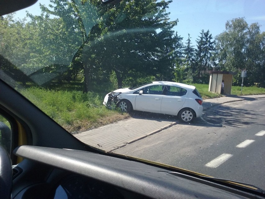 Zderzenie dwóch samochodów w powiecie lipnowskim [zdjęcia]