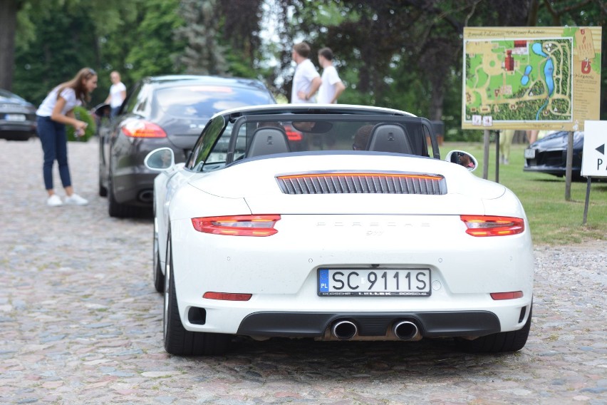 Piękne Porsche przejechały przez region. Zatrzymały się w Rulewie [zdjęcia]