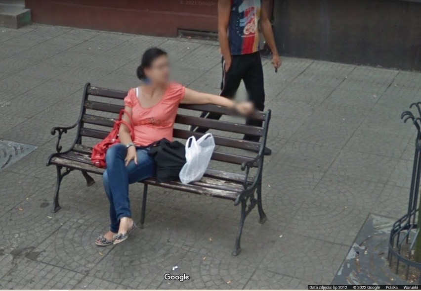 Przyłapani na ławce w Krotoszynie. Nie mieli pojęcia, że robią im zdjęcia. Zobacz, kto jest w oku kamer Google Street View w naszym mieście