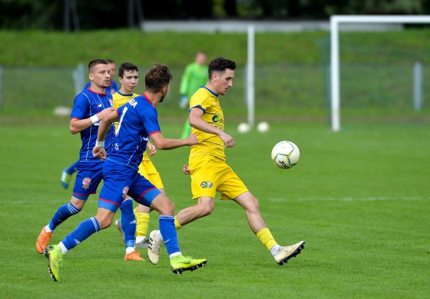 4 liga podkarpacka. Polonia Przemyśl pokonała u siebie Ekoball Stal Sanok 1:0 [KIBICE, ZDJĘCIA]