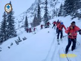 Tatry. Lekarzom ostatecznie nie udało się uratować mężczyzny porwanego przez lawinę pod Małym Kościelcem 