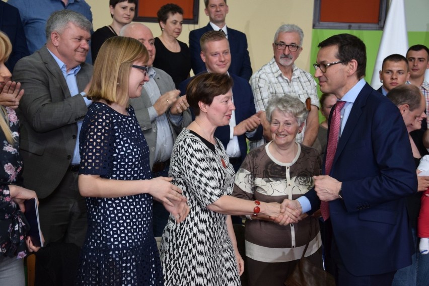 Premier Mateusz Morawiecki gościł w Żninie. Spotkał się z...