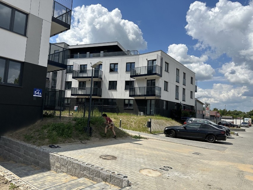 Rusza budowa kolejnego bloku mieszkalnego na miniosiedlu „Apartamenty przy Bulwarach” na radomskich Borkach